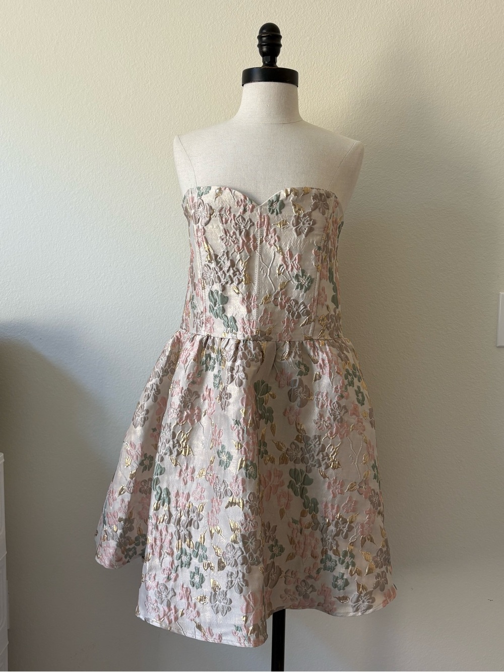 Francesca’s | Strapless Floral Brocade Dress in Cream and Pink